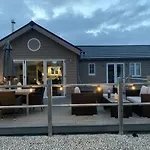 Seahorse At The Bay Filey, Sleeps Up To 6, And 2 Dogs For Free!