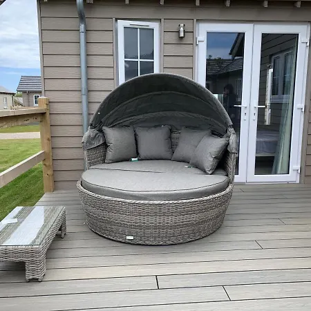 Seahorse At The Bay Filey, Sleeps Up To 6, And 2 Dogs For Free! *